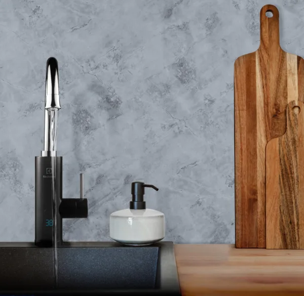 Водонагреватель проточный Electrolux Taptronic (Black) — изображение 7